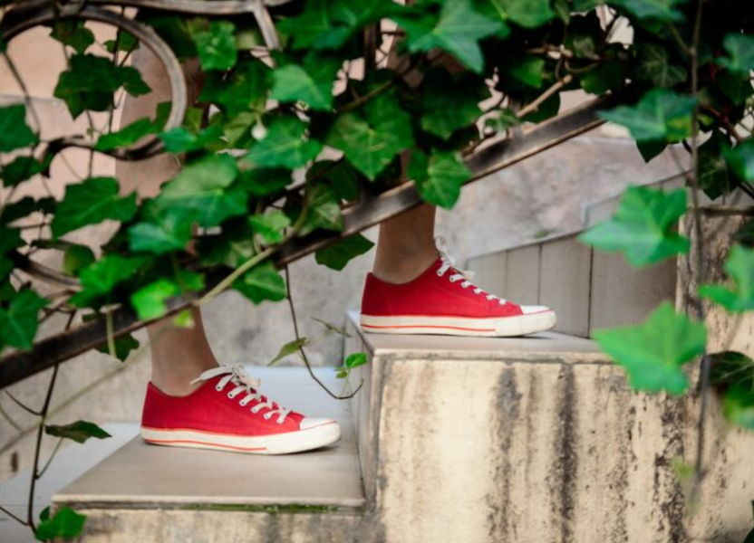 Best Artistic Sneakers for Travel, Comfort and Style